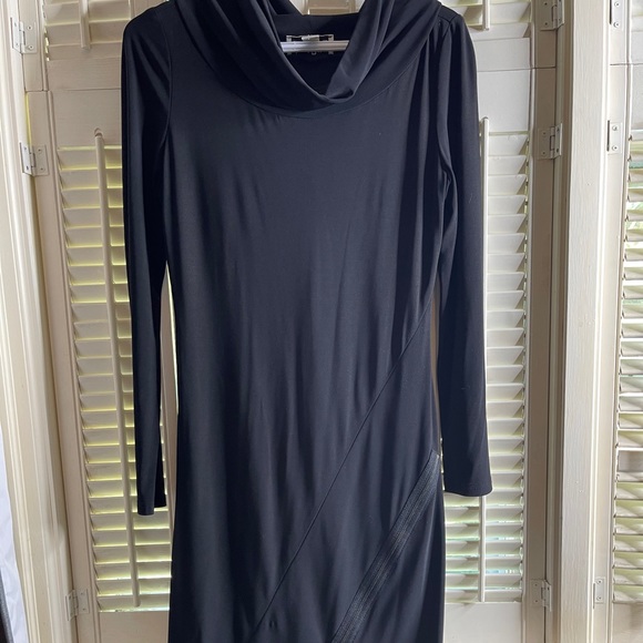 Black turtleneck dress with zipper - Picture 1 of 1